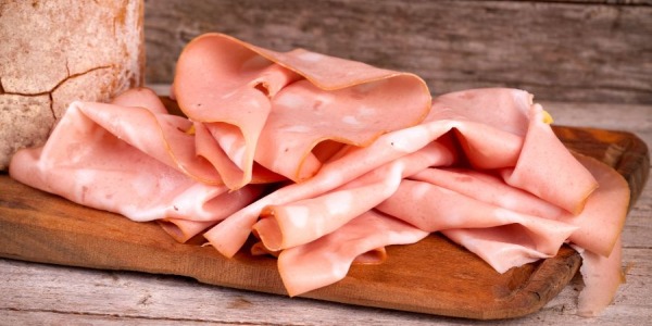 Embutidos y embarazo: cuáles puedes comer y cuáles evitar