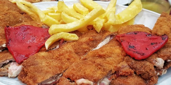 Variantes del cachopo: rellenos y tipos de queso